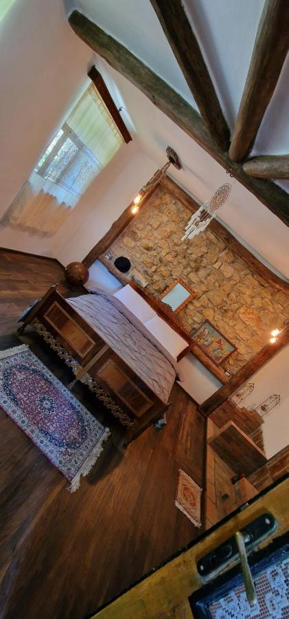 Villa Casageo Cheile Nerei à Sokolar Extérieur photo