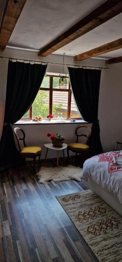 Villa Casageo Cheile Nerei à Sokolar Extérieur photo
