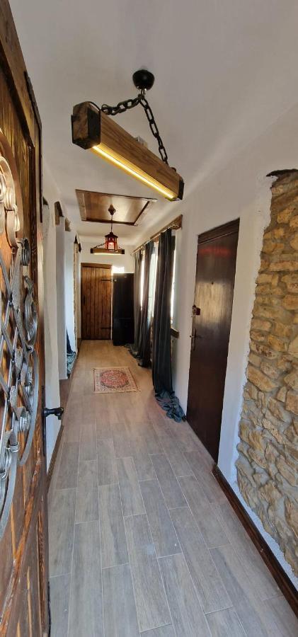 Villa Casageo Cheile Nerei à Sokolar Extérieur photo